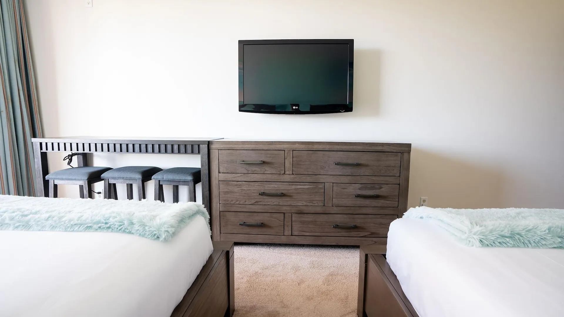 Aqua Palms Waikiki Aparthotel Honolulu