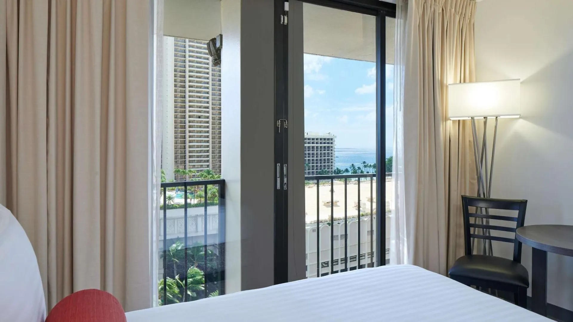 Aqua Palms Waikiki Aparthotel Honolulu