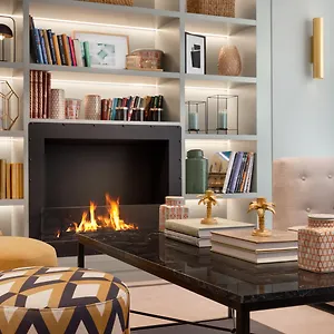 https://izan-avenue-louise.brusselshotelsbook.com