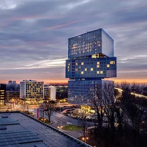 https://nhow-amsterdam-rai.amsterdamhotelsnl.com