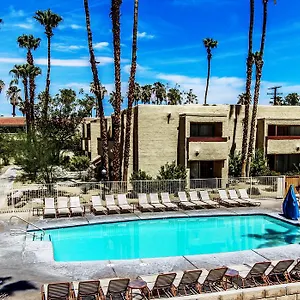 https://desert-vacation-villas.palm-springs-ca-hotels.com