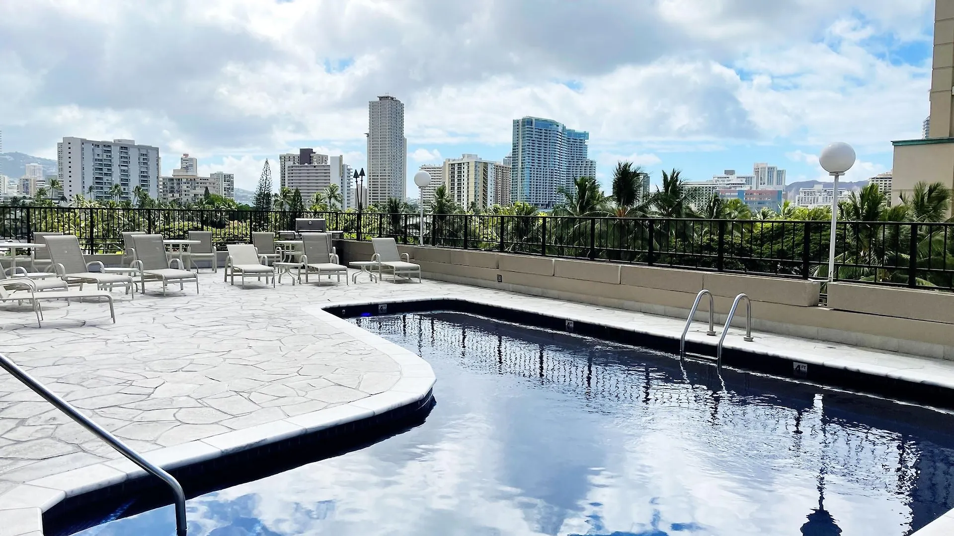 Aqua Palms Waikiki Aparthotel Χονολουλού